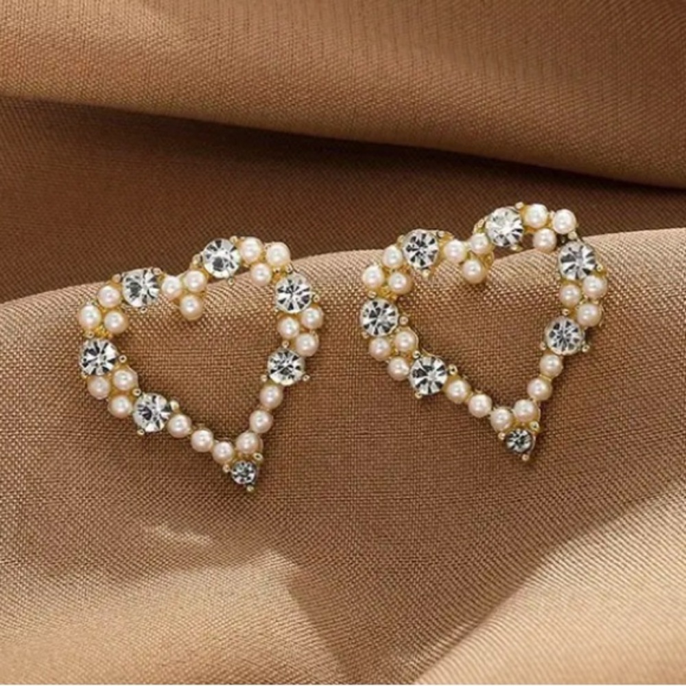 Pearl & Diamond Heart Gold Toned Stud Earrings - Picture 5 of 5